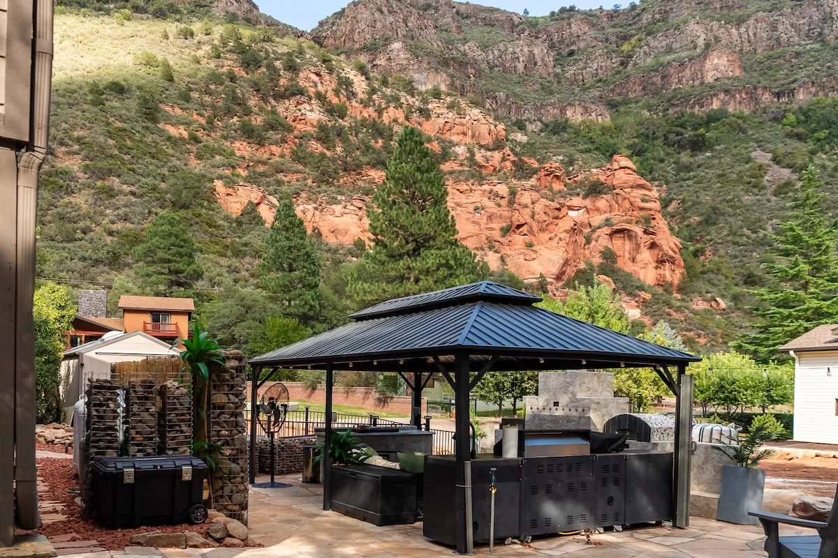 Outdoor spa beneath Sedona red rocks